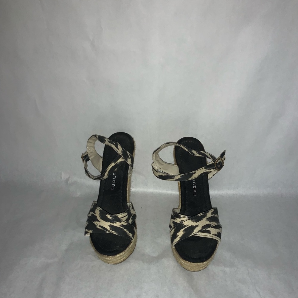 Chinese laundry wedge sandals